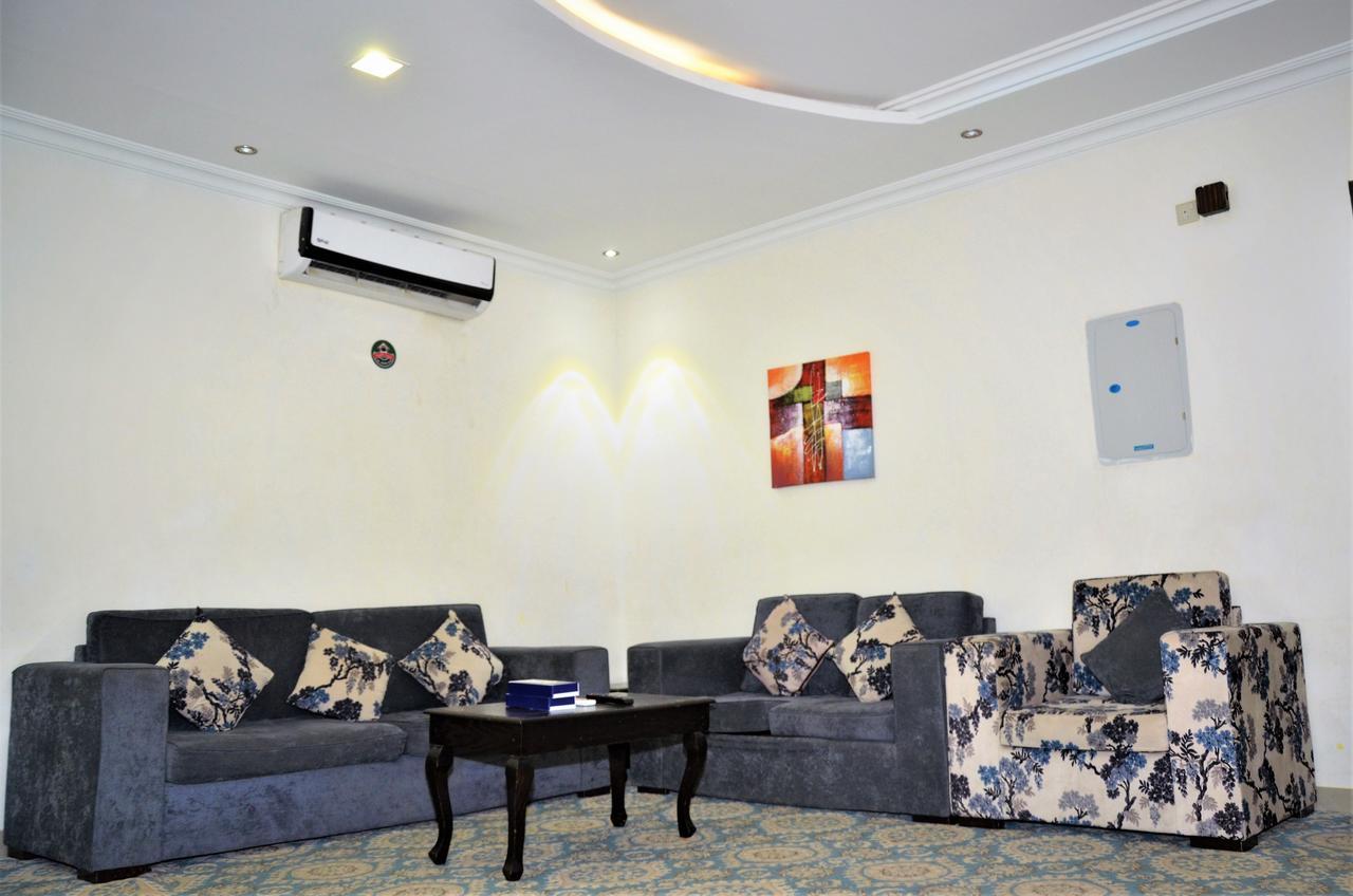 منـازل Almasa Llshkk Almkhdoma Brida Aparthotel Buraidah Exterior foto